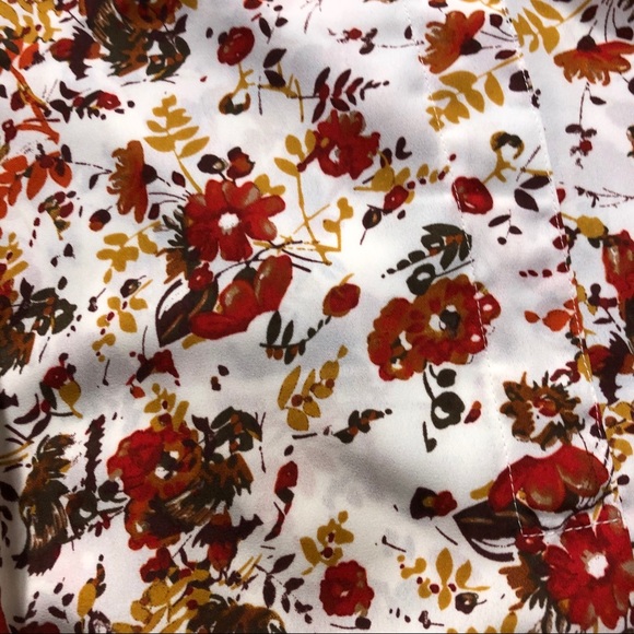 Adrianna Papell Floral Popover Blouse - Picture 5 of 12